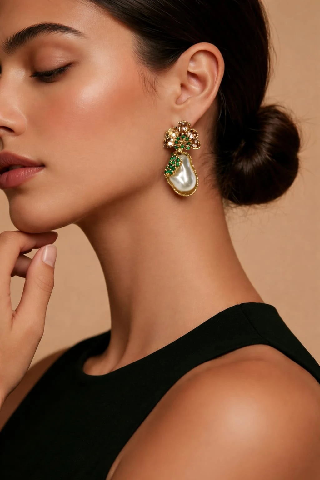 Emerald Vine Baroque Pearl Earrings – pro#14, rs.1050.webp