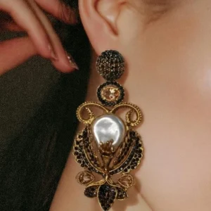 Vintage Chandelier Black Stone & Pearl Earrings - pro#3, rs.1800 (2nd pic).webp